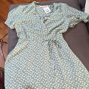 Forever 21 Mint Floral Midi Dress